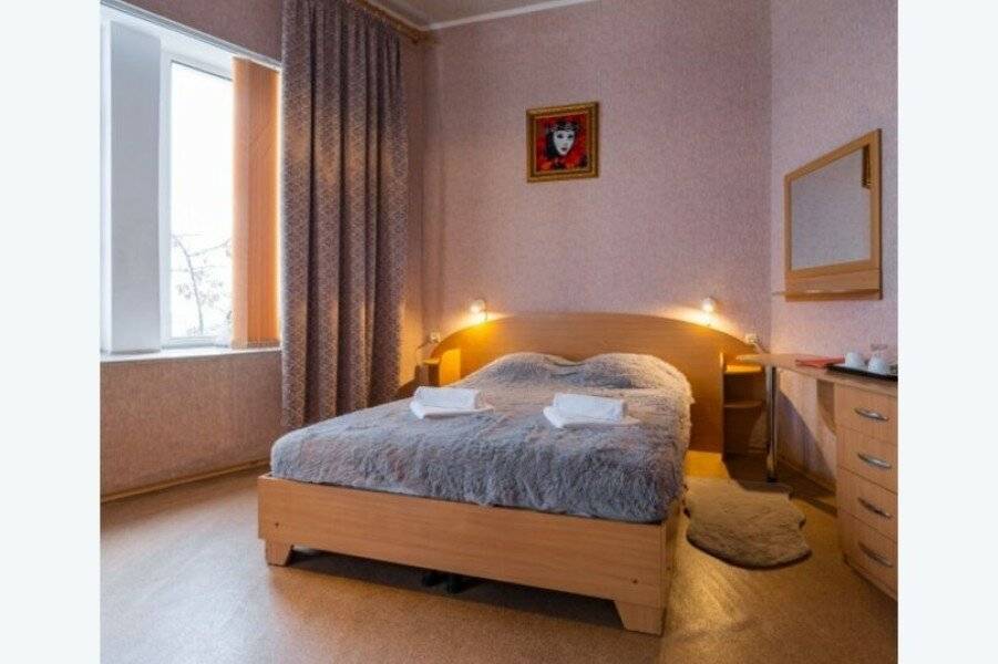 Стандарт одна двуспальная кровать